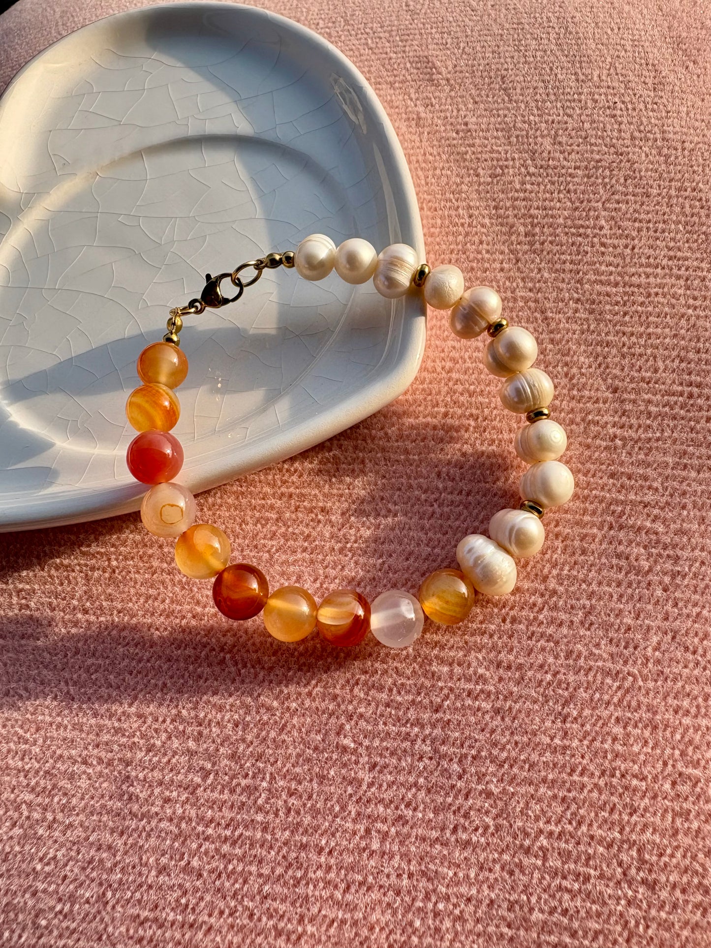 Pulsera Cornalina con perla